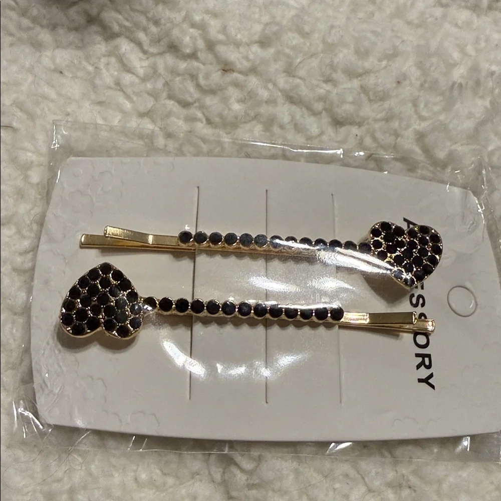 Heart Rhinestone Hair Clips Set - Picture 10 of 15